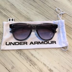 NW/OT Under Armour women’s sunglasses